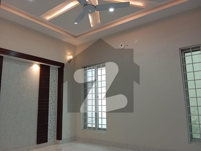 10 marla upper portion for rent in sector c bahria town lahore Bahria Town Sector C