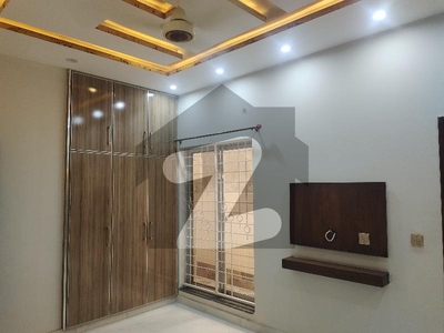 10 marla upper portion for rent in sector c Bahria Town Sector C