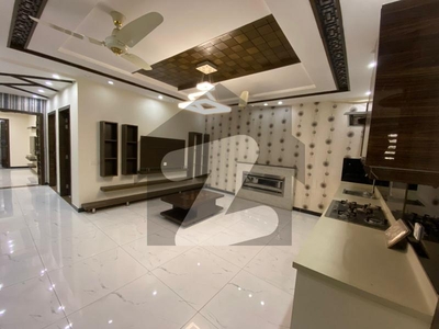 10-Marla Upper portion like brand New for Rent in DHA Ph-8 Lahore DHA Phase 8 Ex Air Avenue