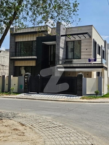 12 Marla Full Basement Modern House For Sale in Sector C Hot Location Bahria Town ,Lahore Bahria Town Sector C