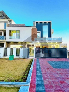 14 Marla Double Road & Park Face House For Sale In G-13 Islamabad G-13