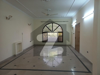 14 MARLA UPER PORTION AVAILABE FOR RENT IN ISLAMABAD I-8 I-8