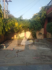 1KANAL DOUBLE STORY HOUSE AVAILABLE FOR RENT IN JOHAR TOWN Johar Town Phase 1