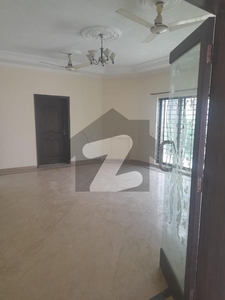 1Kanal Top Location Upper Portion Available For Rent In DHA Phase 3 X block DHA Phase 3 Block X