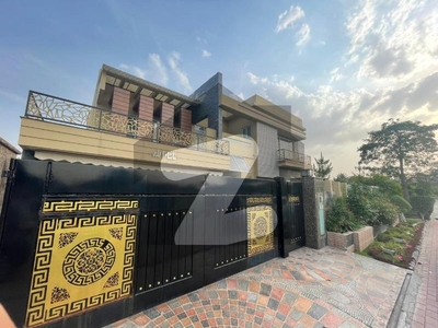 24 MARLA FULLY FURNISHED CORNER HOUSE FOR SALE IN BAHRIA TOWN LAHORE Bahria Town Sector B