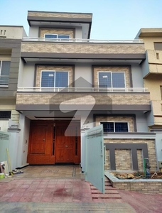 25x40 4 Marla New House For Sale G-13 G-13/1