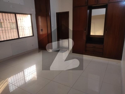 3 Side Corner Leased Building 3 Bed DD Near Sunset Club, Banglow Facing Flat for Sale Urgent at Minimum Rate DHA Phase 2 Extension