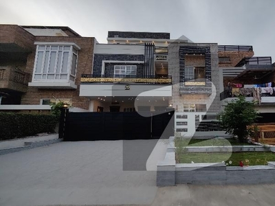 35*70 (10Marla) Super Elegant House For Sale In Sector G-13 Islamabad G-13