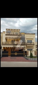 40x80 (14Marla)Brand New Modren Luxury House Available For sale in G_13 Solied House Totally Woodwork with Diyar Wood 100 Feet Street Rent value 3.5Lakh G-13