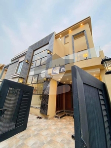 5 Marla architecture designer house available for sale original picture Bahria Town Jinnah Block