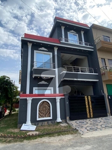 5 MARLA BRAND NEW CORNER FACING PARK SPANISH HOUSE FOR SALE IN NASHEMAN E IQBAL PHASE 2 Nasheman-e-Iqbal Phase 2