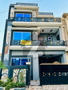 5 Marla Brand New House Are Available For Sale in Executive Block Park View City Lahore Park View City Executive Block