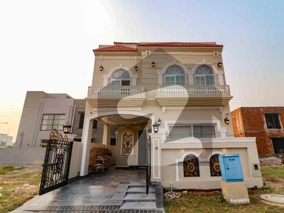 5 MARLA BRAND NEW HOUSE AVAILABLE FOR RENT DHA 9 Town