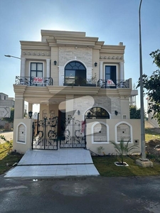 5 Marla Brand New Modern Design House For Sale DHA 9 Town