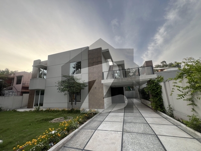 600 Sq.Yds Brand New 05 Bedroom House For Rent At Posh Location F-6
