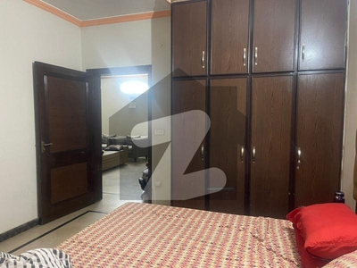 8 Marla Upper portion very good condition in johar town ph-2 Johar Town Phase 2