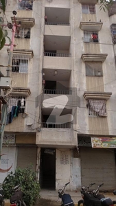 850 SQUARE FEET 4 ROOMS 1ST FLOOR FLAT SHADMAN FACING AIRY AND BRIGHT NEAR SHAD HOSPITAL SECTOR 11-C2 NORTH KARACHI North Karachi Sector 11-C/2