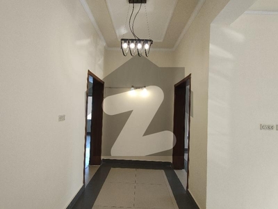 9 Marla | 2012-Model | Tile Flooring | 3rd Floor | Flat Available For Rent Askari 1