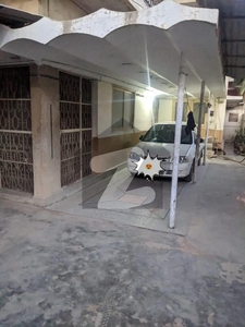 A Bunglow Of 400 Sq Yd House G+1 And Roof For Sale In North Nazimabad - Block R, Karachi, Pakistan. North Nazimabad Block R