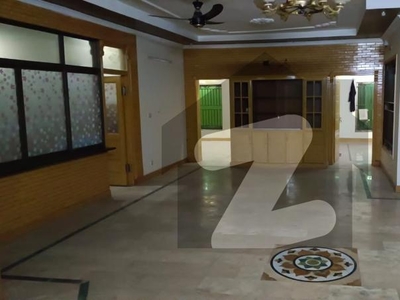 A House Of 1 Kanal In Bahria Town Rawalpindi - Nice Location Good Condition Bahria Town Phase 3