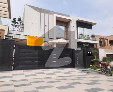 A well Design1 kanal house in Dha phase 7 is up for sale at very reasonable price near Raya Golf club in lahore DHA Phase 7