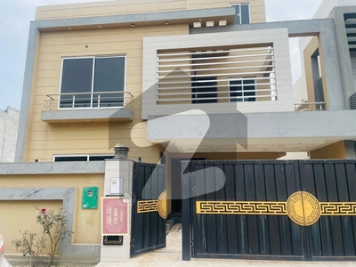 Bahria Town Lahore 10 Marla 1Year Used House For Sale Bahria Town Ghaznavi Block