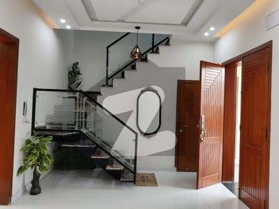 BEAUTIFUL HOUSE FOR SALE IN RESINABLE PRICE DHA 9 Town
