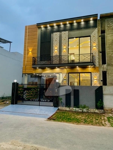 Brand New Beautiful Modern Style Luxurious House For Sale, Near To Main Boulevard And Near To Commercial Market And Masjid And Family Park , Golden Opportunity Top Location DHA 11 Rahbar Phase 2
