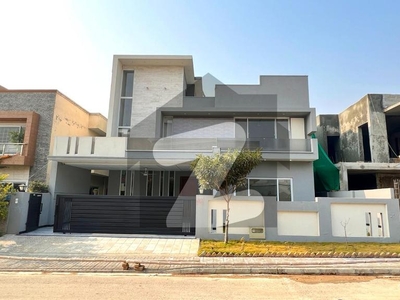 brand new designer luxury kanal 6 bed house location is also prime. DHA Defence Phase 2