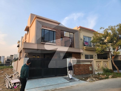 Compact And Beautiful House For Sale DHA 9 Town Block A