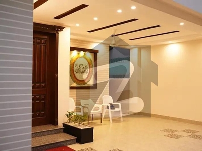 DEFENCE 10 MARLA BEAUTIFUL HOUSE AVAILABLE FOR RENT IN DHA LAHORE DHA Phase 5