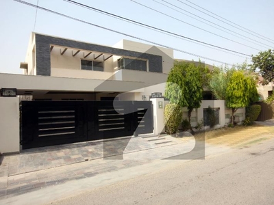 Designer House Slightly With Pool Used 1KANAL Lower Portion And Basement Available For Rent In Phase 5 DHA LAHORE DHA Phase 5 Block G