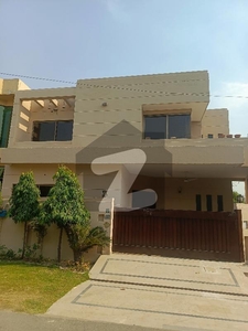 DHA Lahore Phase 3 XX Block 20 Marla Owner Built House For Sale DHA Phase 3 Block XX