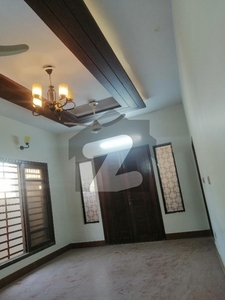 DIRECT FROM OWNER MEETING CHANCE DEAL 240 SQUARE YARD SLIGHTLY USED HOUSE Gulshan-e-Maymar Sector V