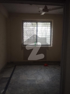 E-11 Golda area 2 bedroom flat portion available for rent E-11