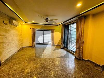 F-7 House For Rent 2 Kanal Extra Land F-7/3