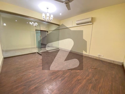 F-7 Renovated 3 Bedrooms Upper Portion Available For Rent F-7