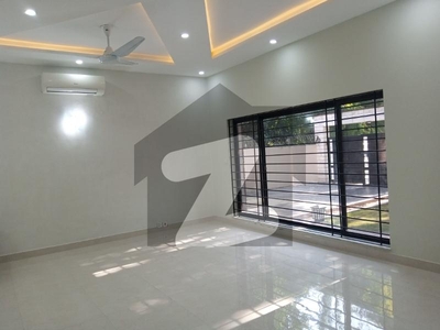 Fully Renovated 5 Beds Luxury House Available For Rent in F7 F-7