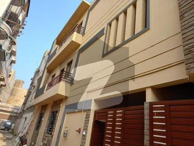 In Gulshan-e-Iqbal - Block 6 Of Karachi, A 150 Square Yards House Is Available Gulshan-e-Iqbal Block 6