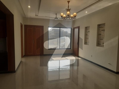 Independent 3 Bedrooms Portion With Garden In D-12 For Rent D-12
