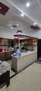 Independent House Of 200 Square Yards,3 Bed Drawing Dinning Gulshan-e-Maymar