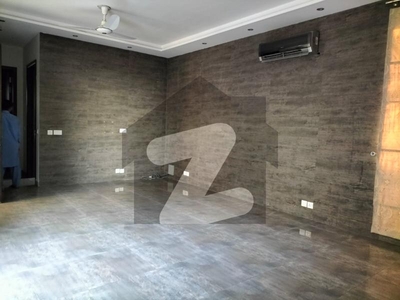 Kanal Luxury Location Bungalow For REnt In DHA Phase 4-AA DHA Phase 4 Block AA