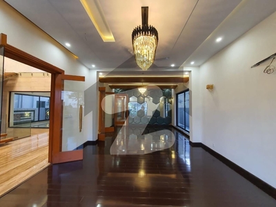 Luxury 1 Kanal Designer Upper Portion For Rent In Phase 08 Bahria Town Phase 8