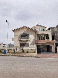 Oversees 5 23 Marla Slightly Used House For Sale Gas Installed 9 Master Bedrooms Attach Bath 3 Kitchen Bahria Greens Overseas Enclave Sector 5