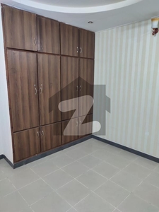 Phase 7 10 Marla Upper Portion For Rent Bahria Town Phase 7