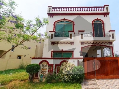 Prime Location 5 Marla House In Stunning DHA 9 Town Is Available For rent DHA 9 Town