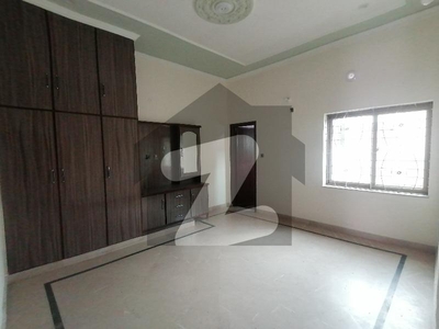 Single Storey 10 Marla House For sale In Model Town - Block F Lahore Model Town Block F