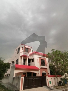Ten Marla Double Storey Used House on Bahria Town Lahore Bahria Town Sector E