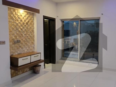Upper Portion Of 10 Marla For rent In Bahria Town - Sector C Bahria Town Sector C