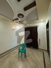 05 Marla Lower portion For Rent In Joher Town phase II Lahore Johar Town Phase 2 Block J2
